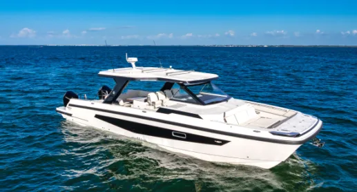 70 Luxury Power Catamaran